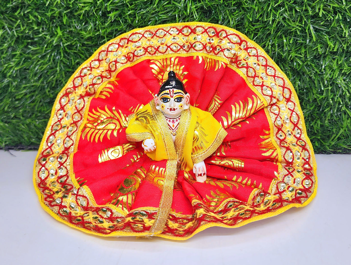 laddu gopal beautifull design with lace fancy dress