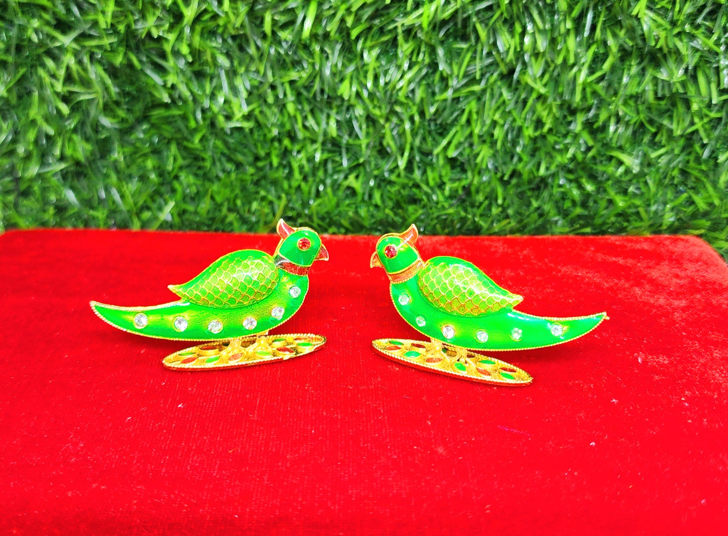 Parrot set for laddu gopal ji