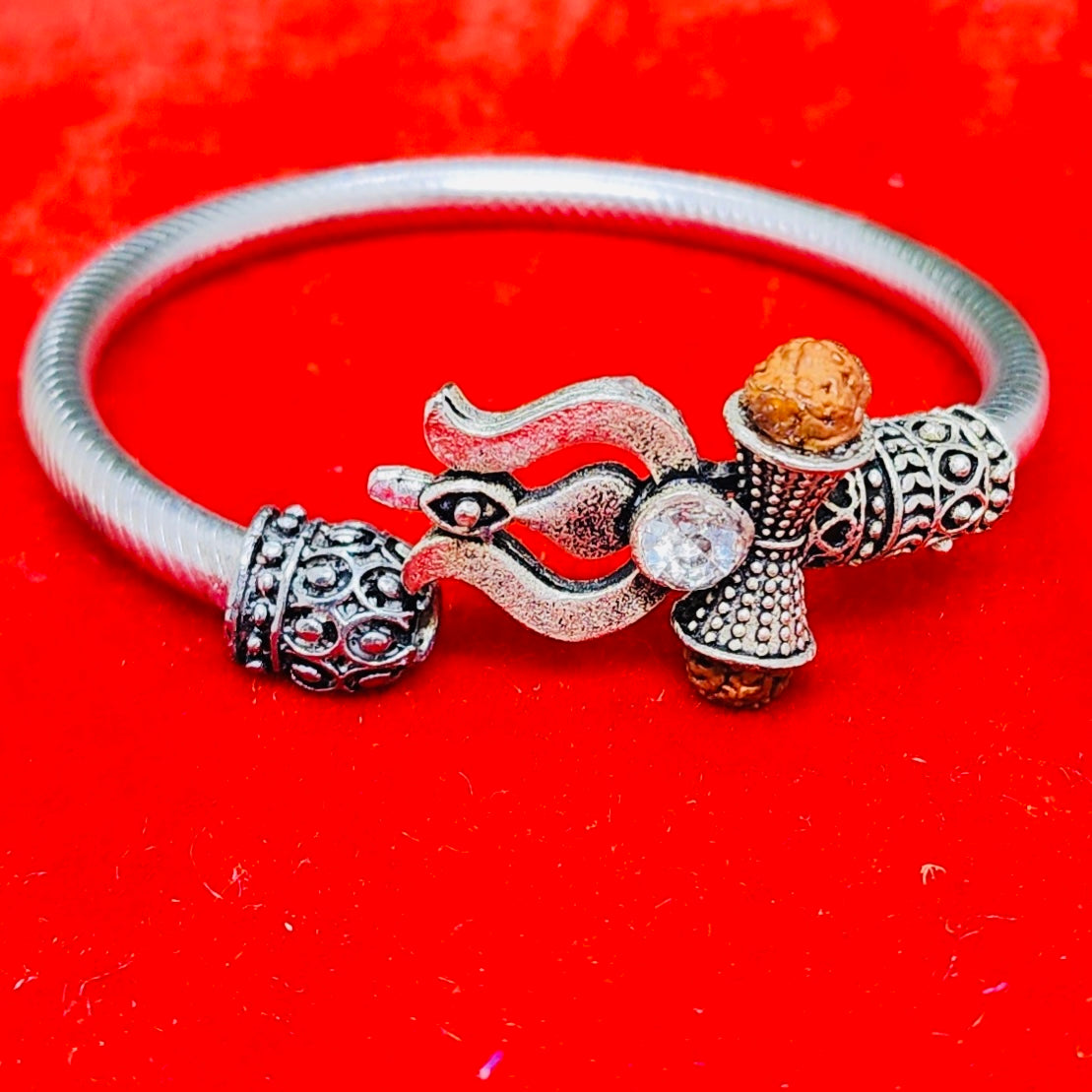 Rudraksh shiv Trishul kada