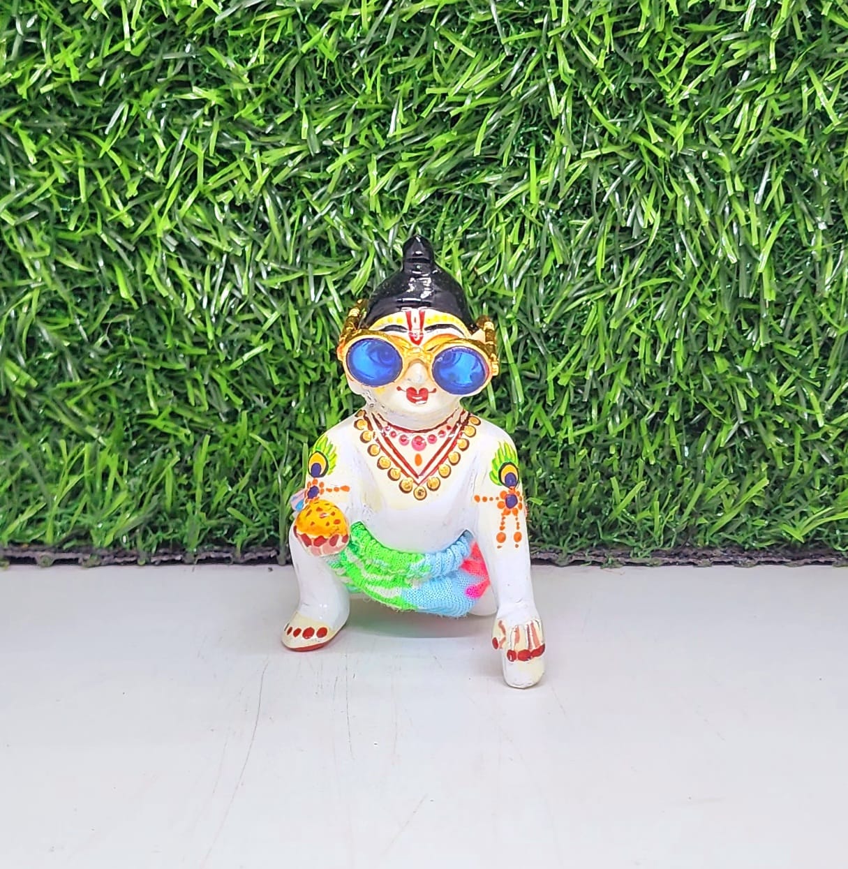 beautiful goggles for laddu gopal ji