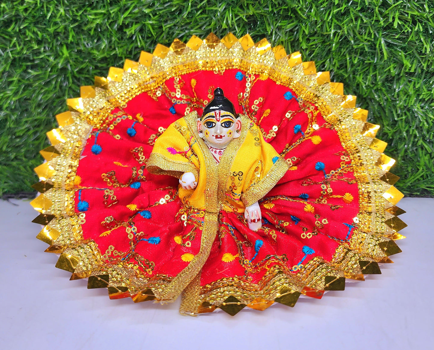 laddu gopal beautifull sitara design with lace fancy dress