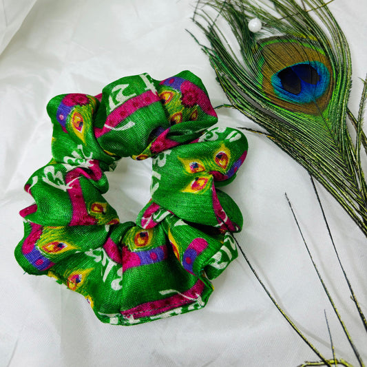 Radhey scrunchie for women (Green)