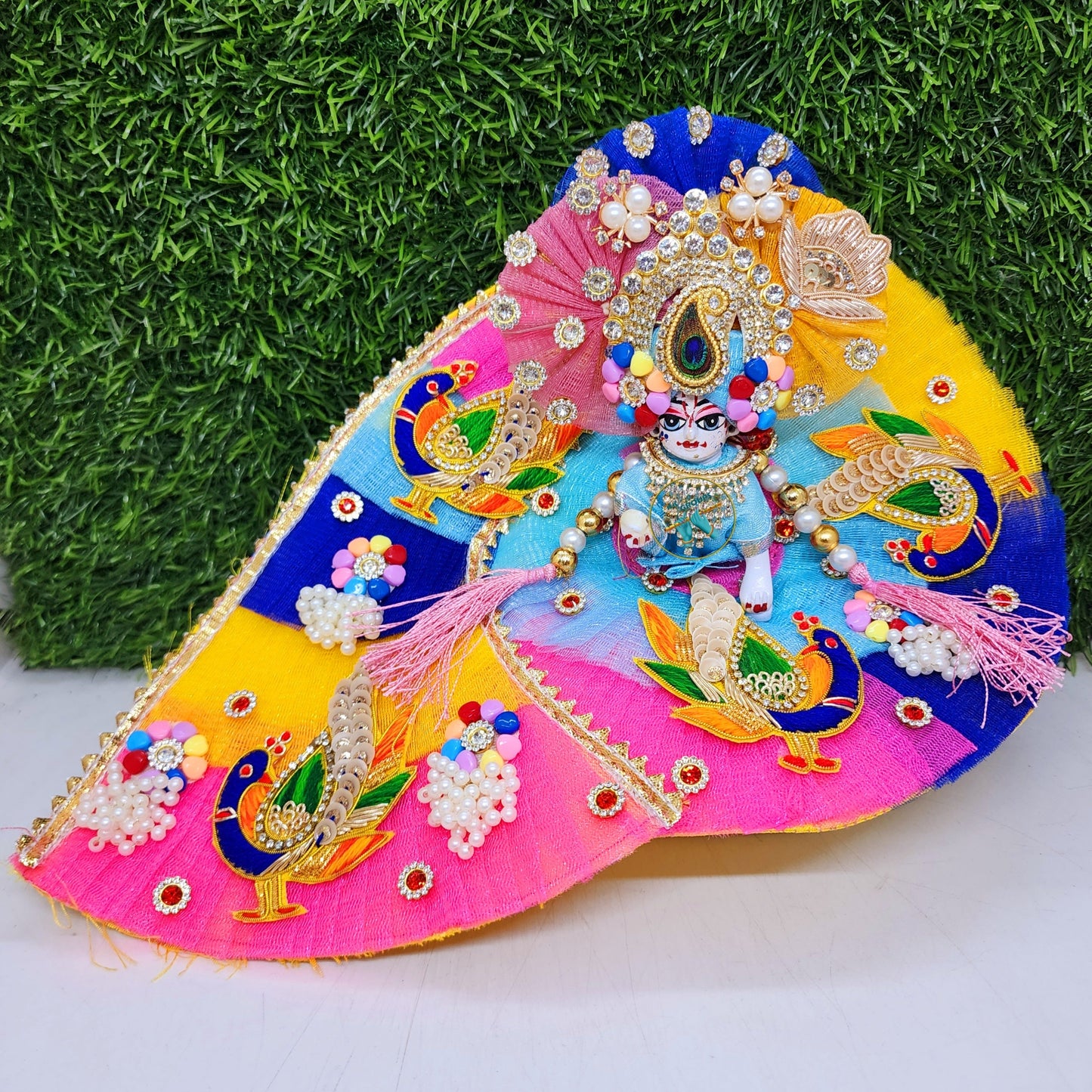 Beatiful multi mor dress for laddu gopal ji (Without jewellery)