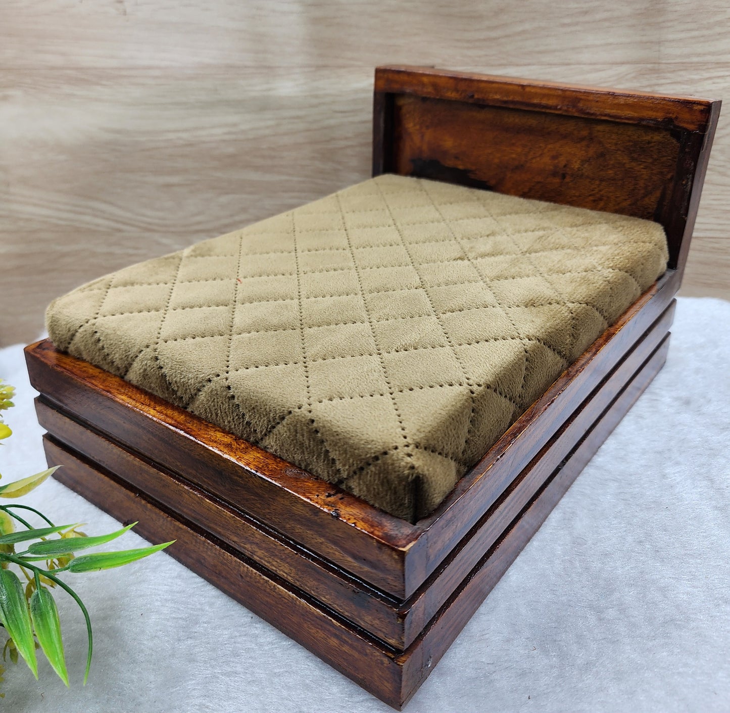 Premium wooden bed for laddu gopal ji