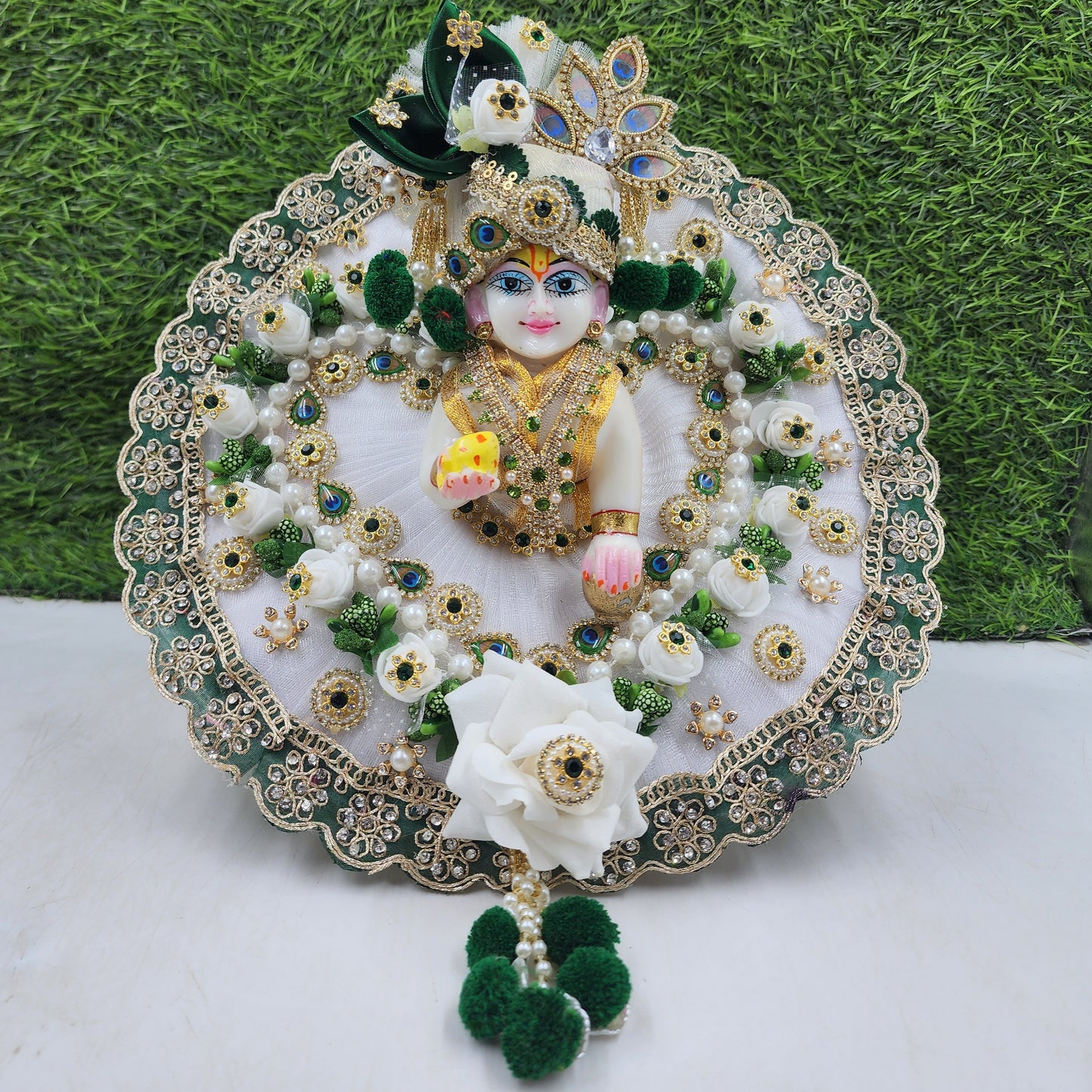White Green Heart heavy dress for laddu gopal ji